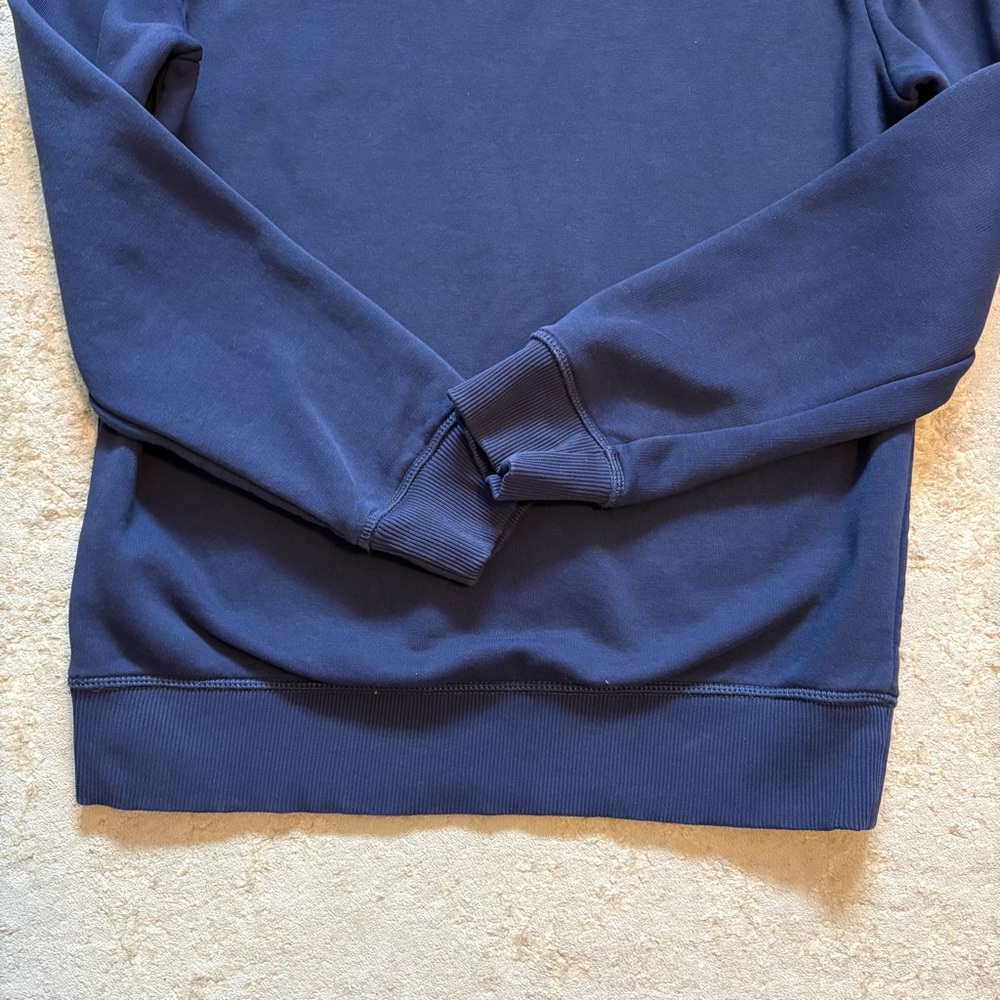 Calvin Klein Jeans Men's Navy Blue Pullover Logo Printed  Sweatshirt Size Small - Picture 9 of 9